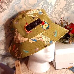 NWT Sharif Bucket hat